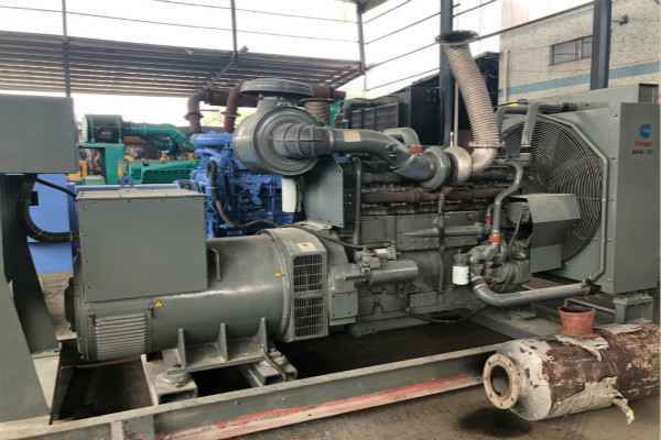 星空体育·星空官方站登录入口-星空(中国)讲述：柴油发电机组怎么接电